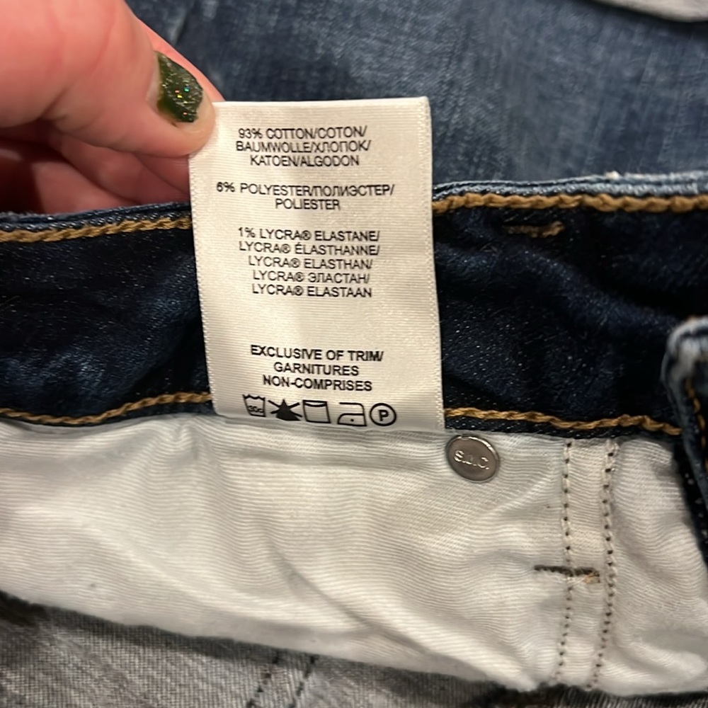 EUC! Silver Boyfriend Shorts. SZ 25 - Picture 7 of 8